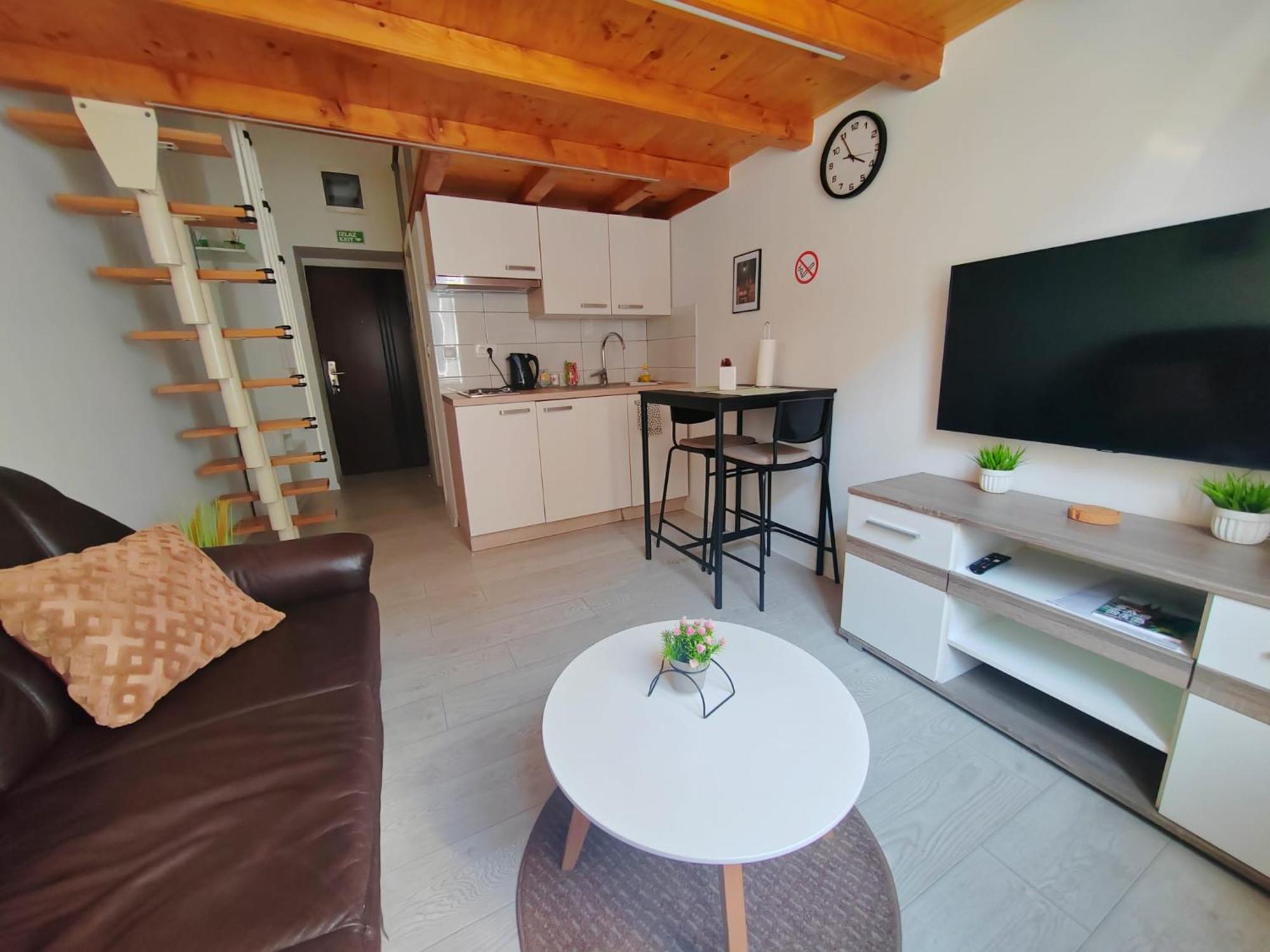 Apartment Hit Zagabria Esterno foto